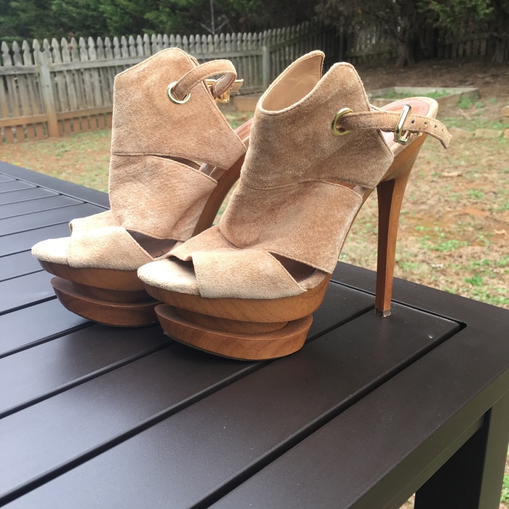 Jessica Simpson Catwalk Heel